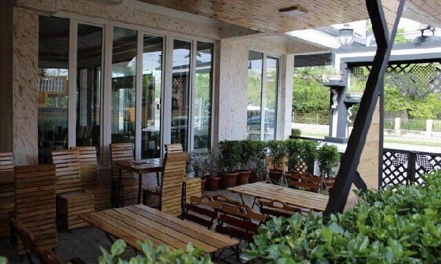 Апартаменти Hotel Black & White Kobuleti 3*