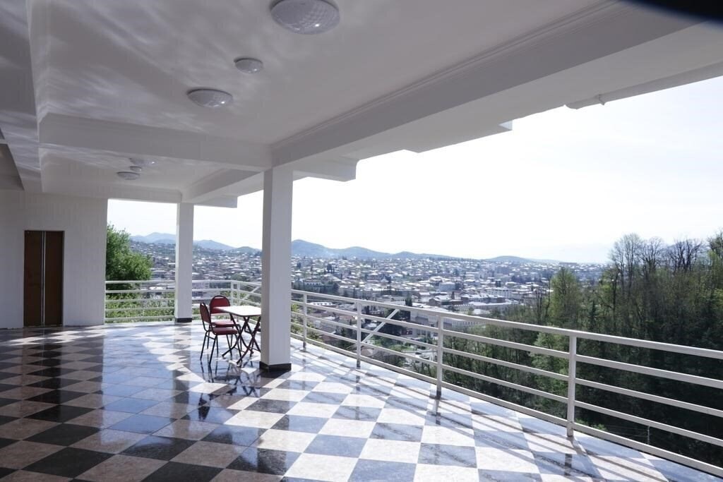 Панорама Гора 3*