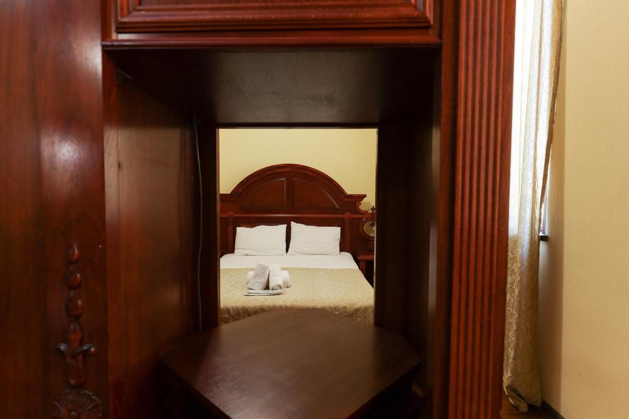 Апартаменты Aeetes Hotel 3*