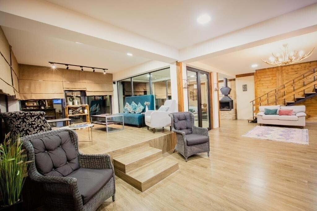 Фотография Chalet Mestia 3*