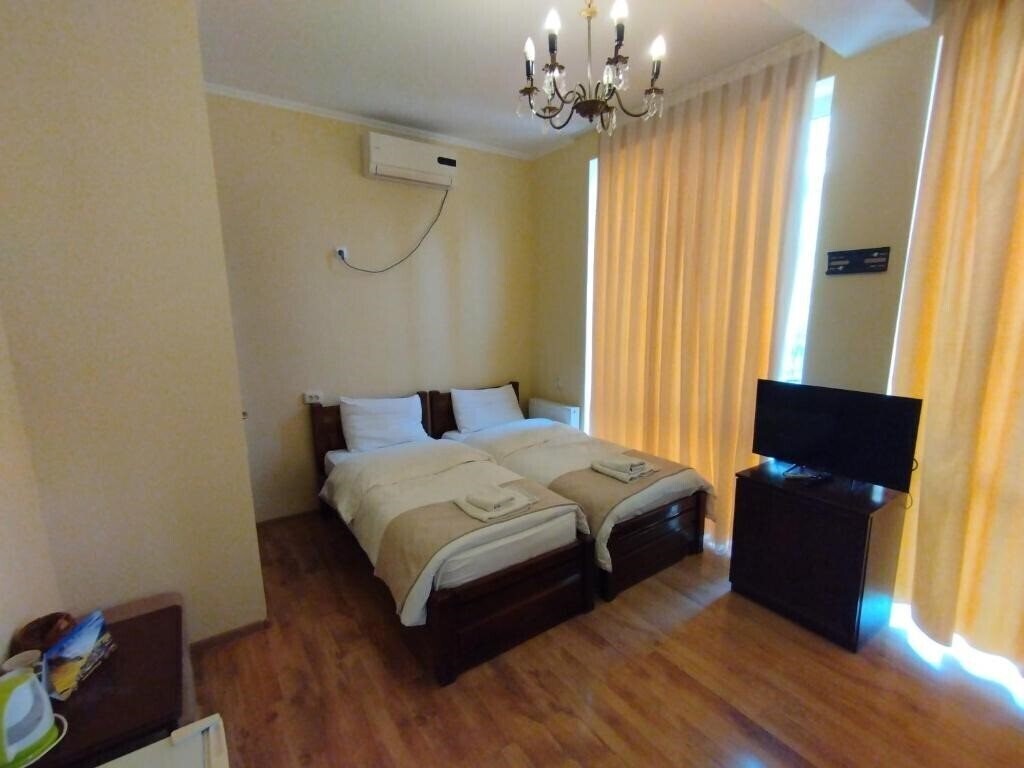 Вид Hotel David Kutaisi 3*