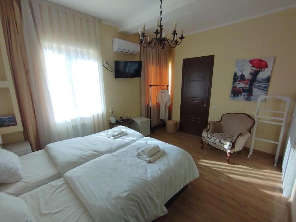 Територія Hotel David Kutaisi 3*
