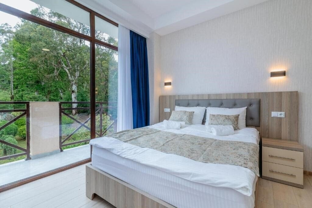 Панорама Vita Gardenia Hotel & SPA 4*