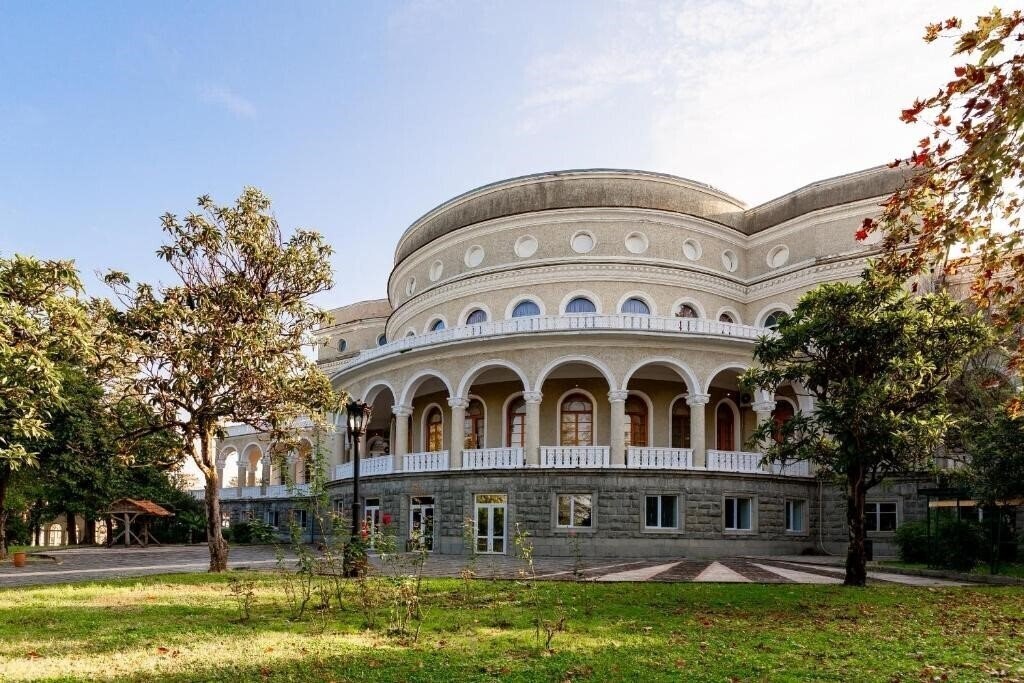 Вид Legends Tskaltubo SPA Resort 5*