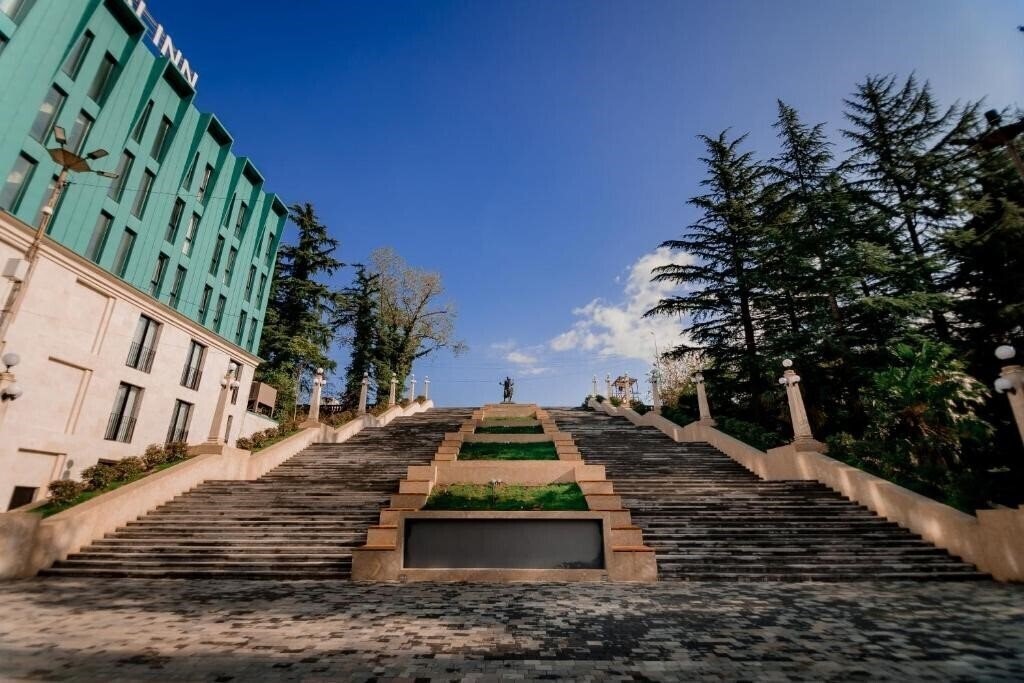 Панорама Kutaisi Inn No Category 4*