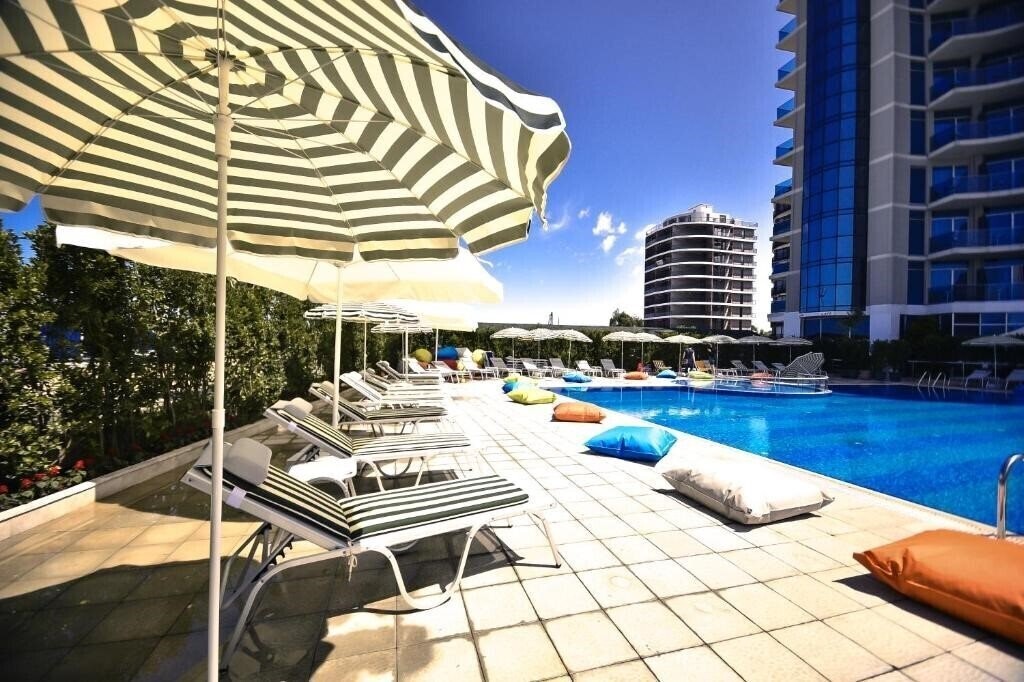 Вид Era Palace Kvariati 4*