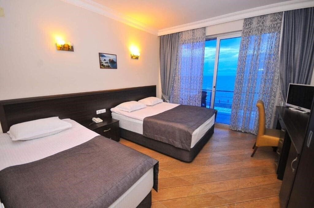 Панорама Neptun 4*