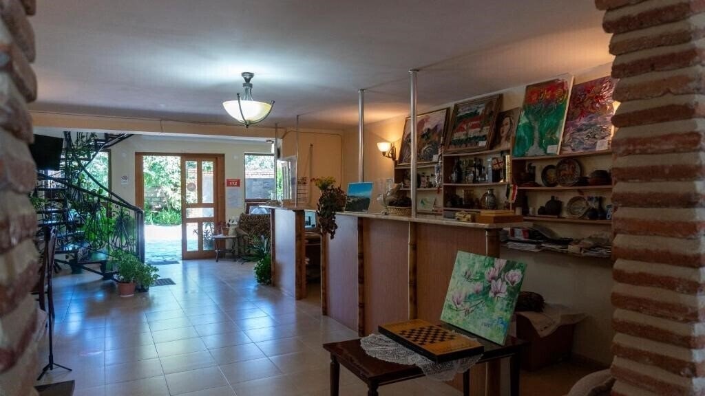 Готель Galavnis Kari Hotel 3*