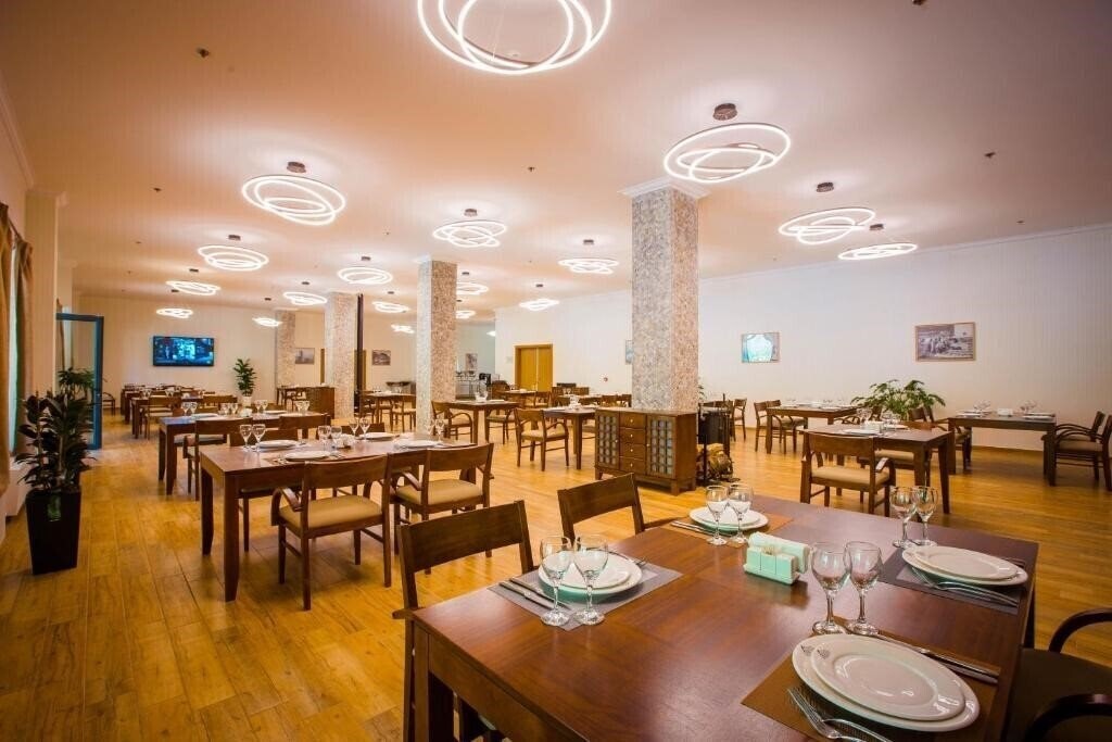 Фотография Gistola Hotel Mestia 4*