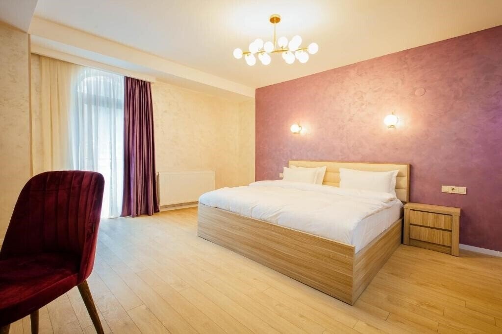 Панорама Mestia Inn 3*
