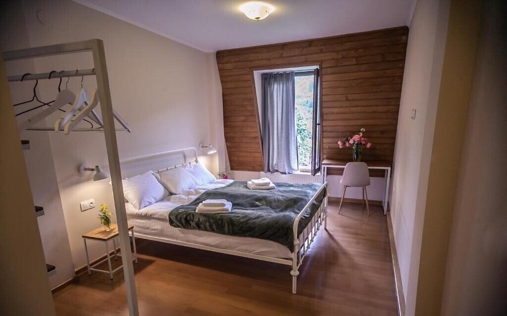 Панорама Latour Mestia 3*