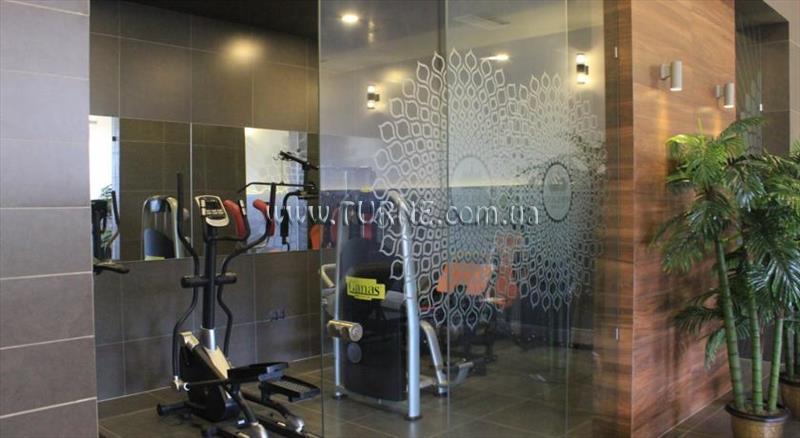 Готель Golden Palace 4*