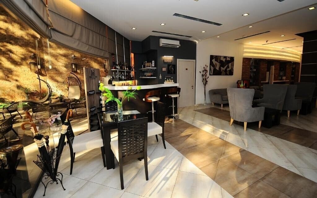 Панорама Coral Boutique 4*