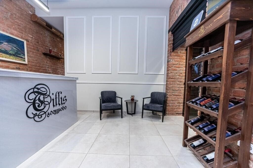 Апартаменти Tiflis Hotel 3*