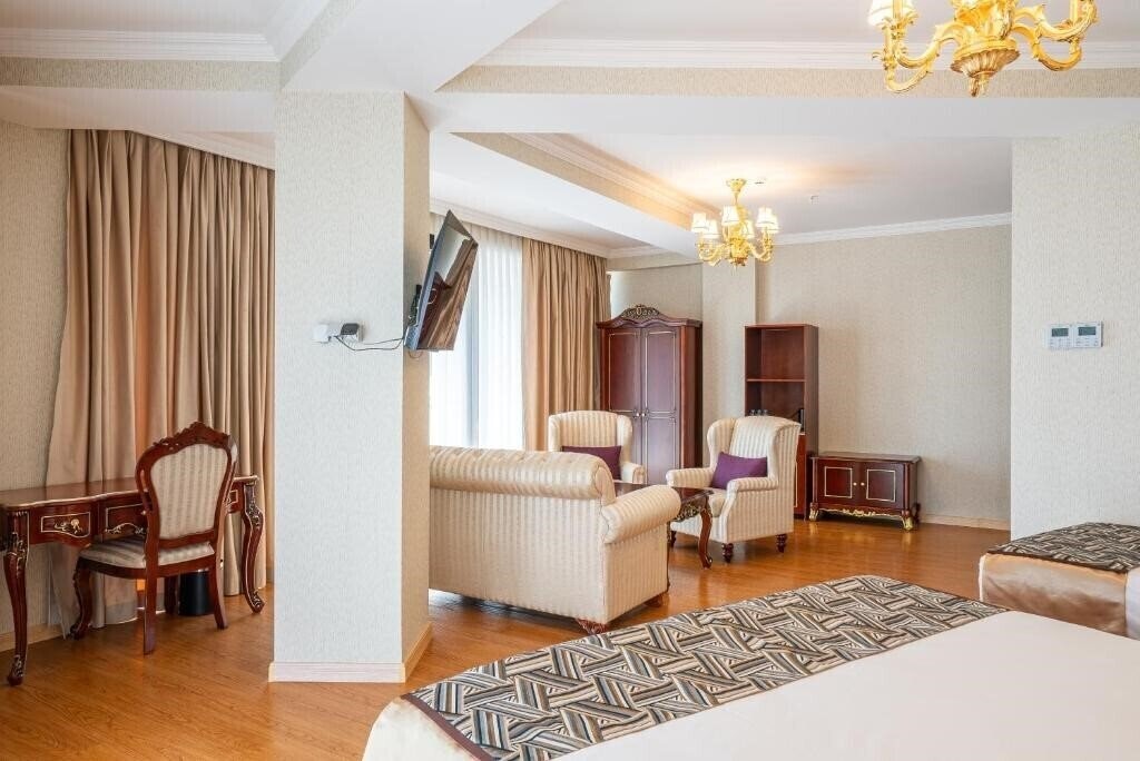 Картинка Grand Panorama Hotel Tbilisi 3*