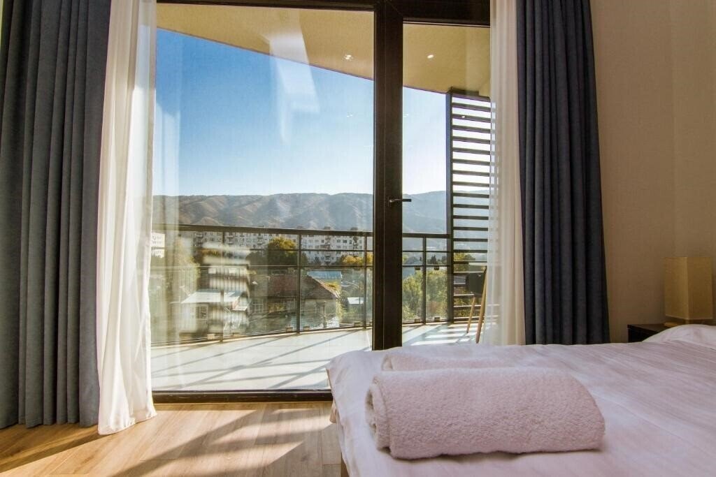 Картинка Victoria 3*