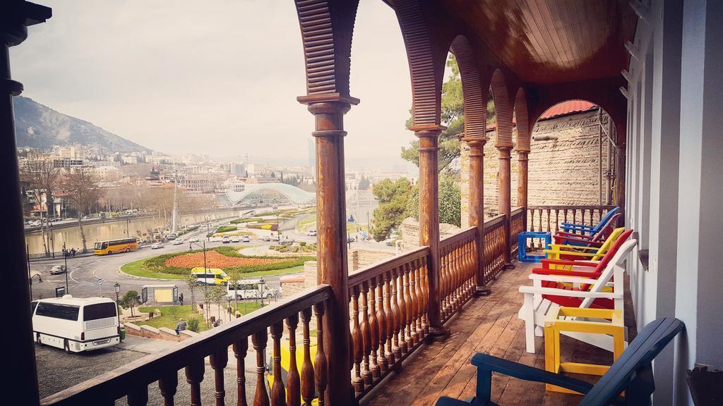 Панорама Tiflis Metekhi Hotel 3*