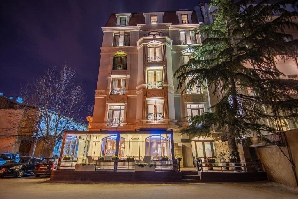 Изображение City Avenue 4*