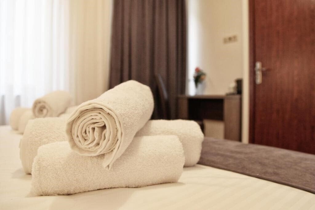 Панорама Four Brothers 3*