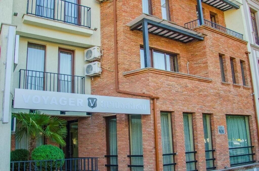 Панорама Voyager 3*