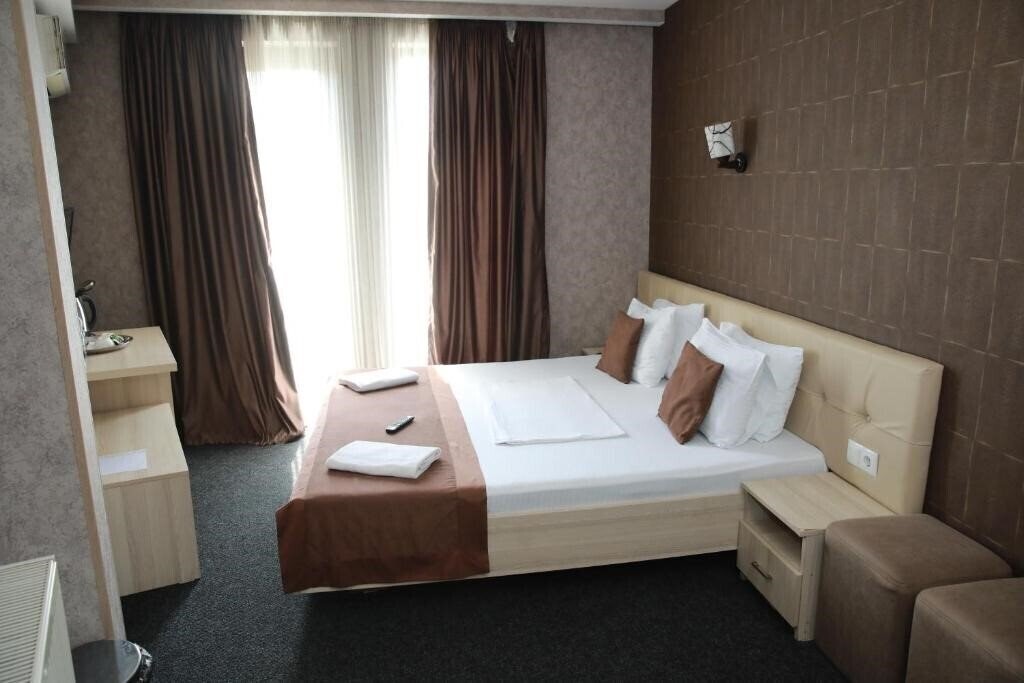 Территория Voyager 3*