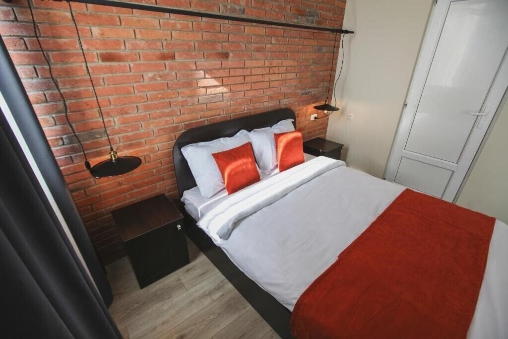 Территория Georgian Tbilisi Gt Hotel 3*