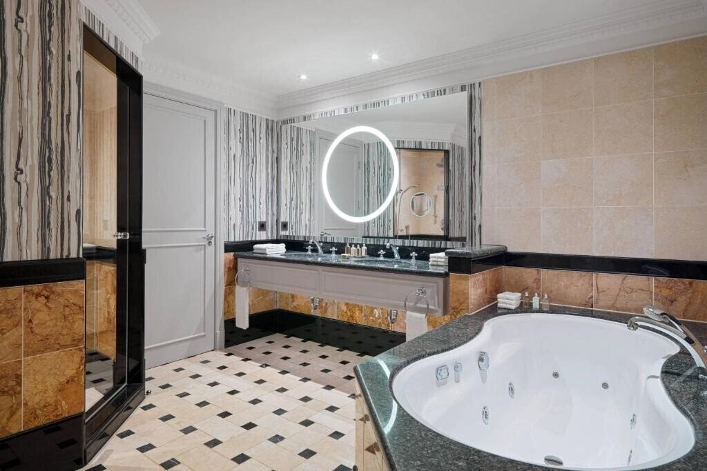 Фотография Marriott Tbilisi 5*
