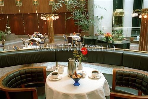 Картинка Sheraton Metechi Palace 5*