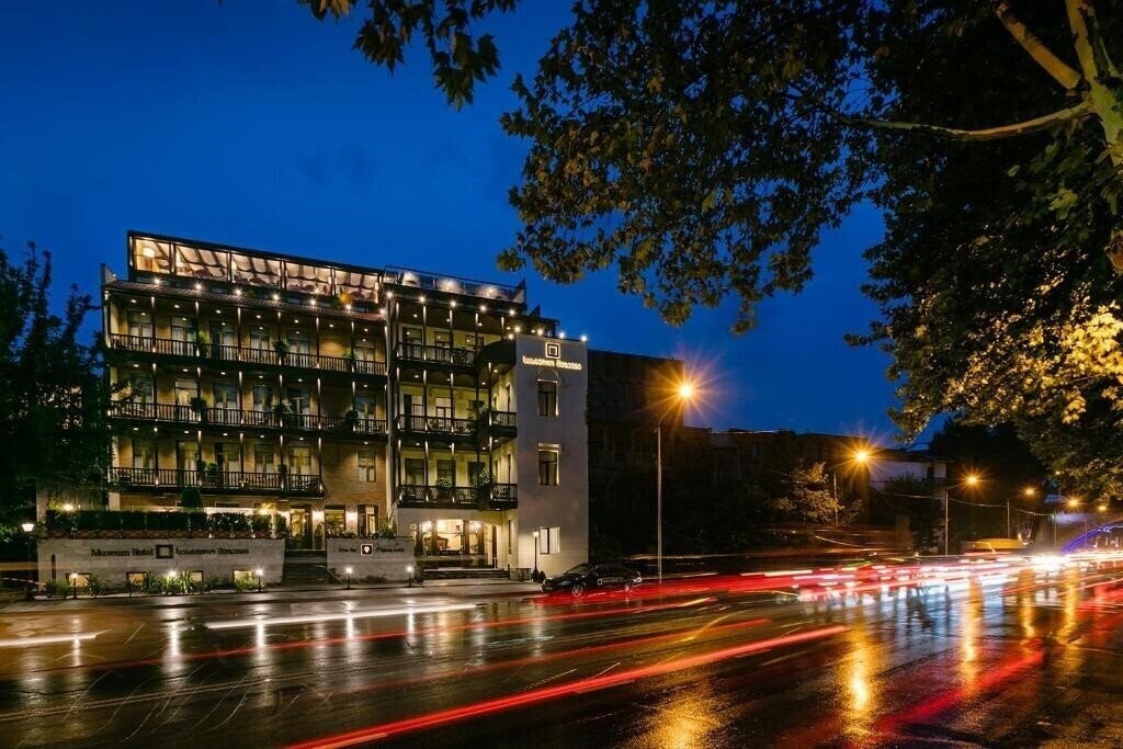 Панорама Museum Hotel 4*