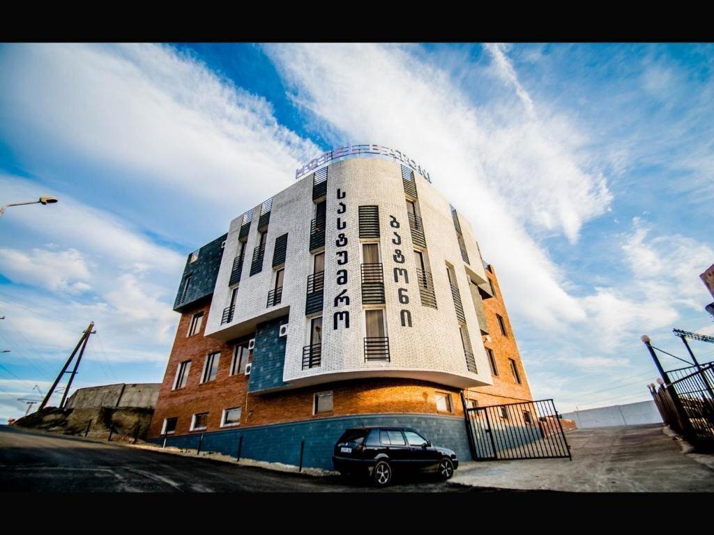 Фотографія Batoni 3*