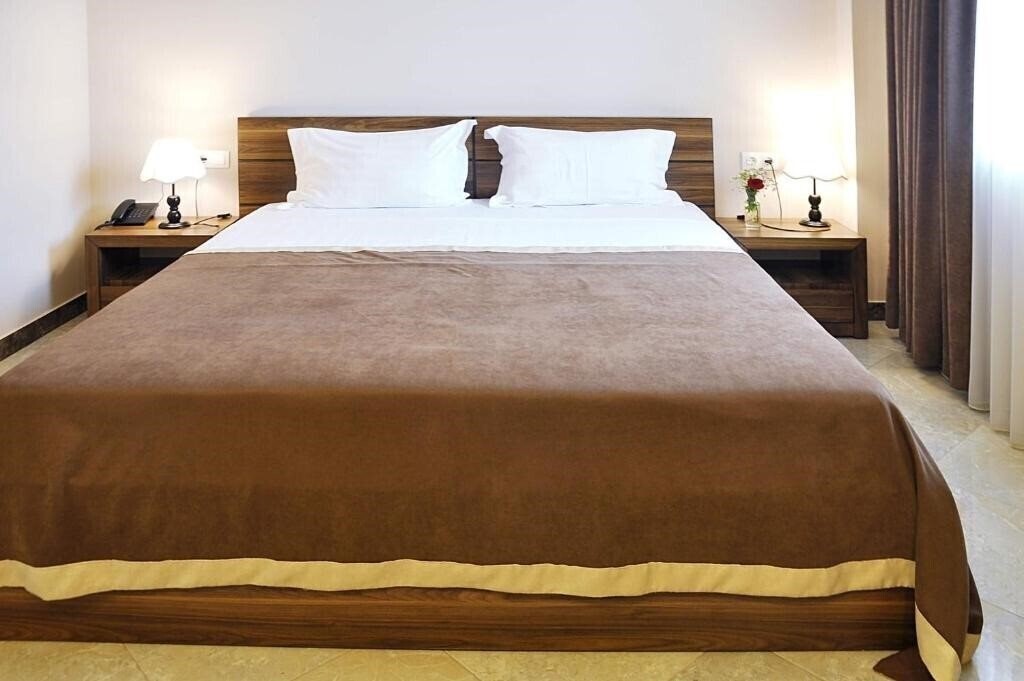 Панорама Gremi Hotel 4*