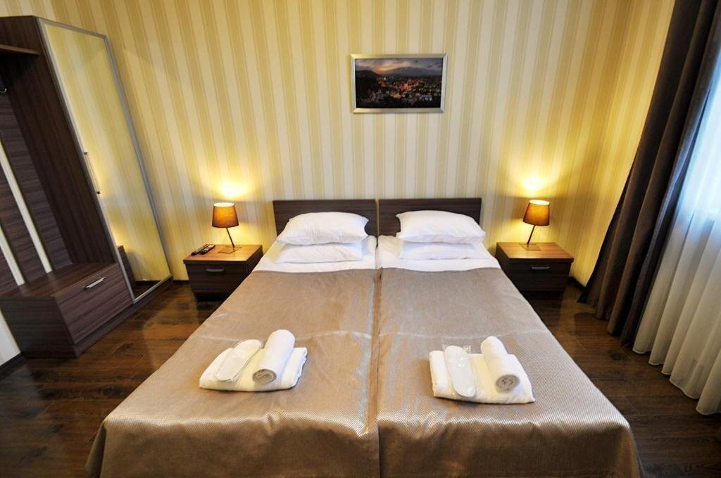 Апартаменты Athletics Hotel 3*