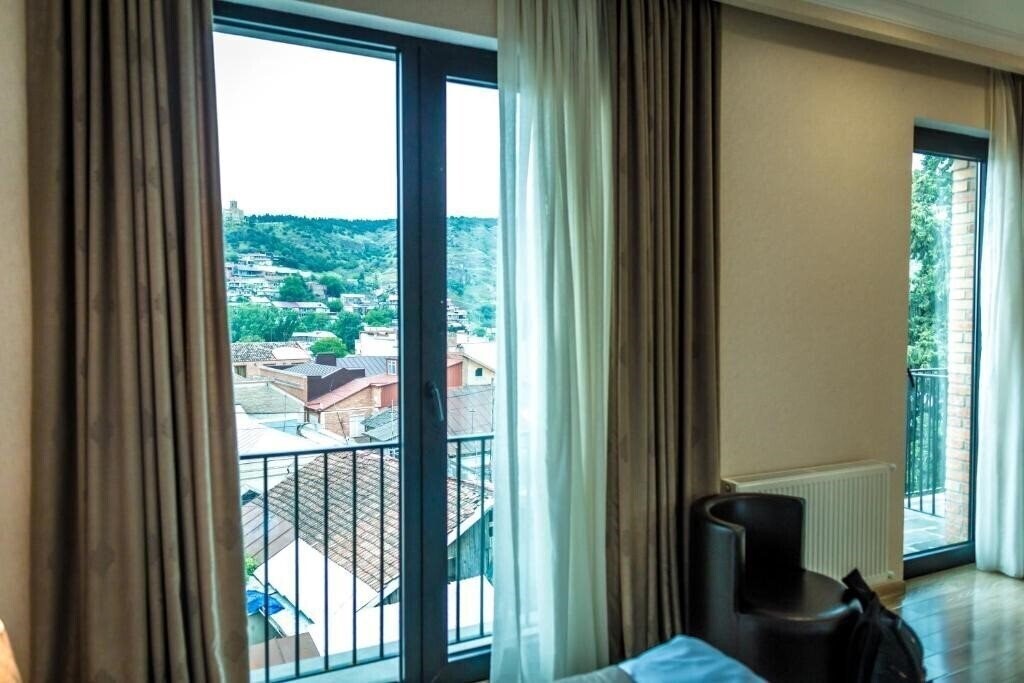 Вид Hotel Cherry Garden 3*