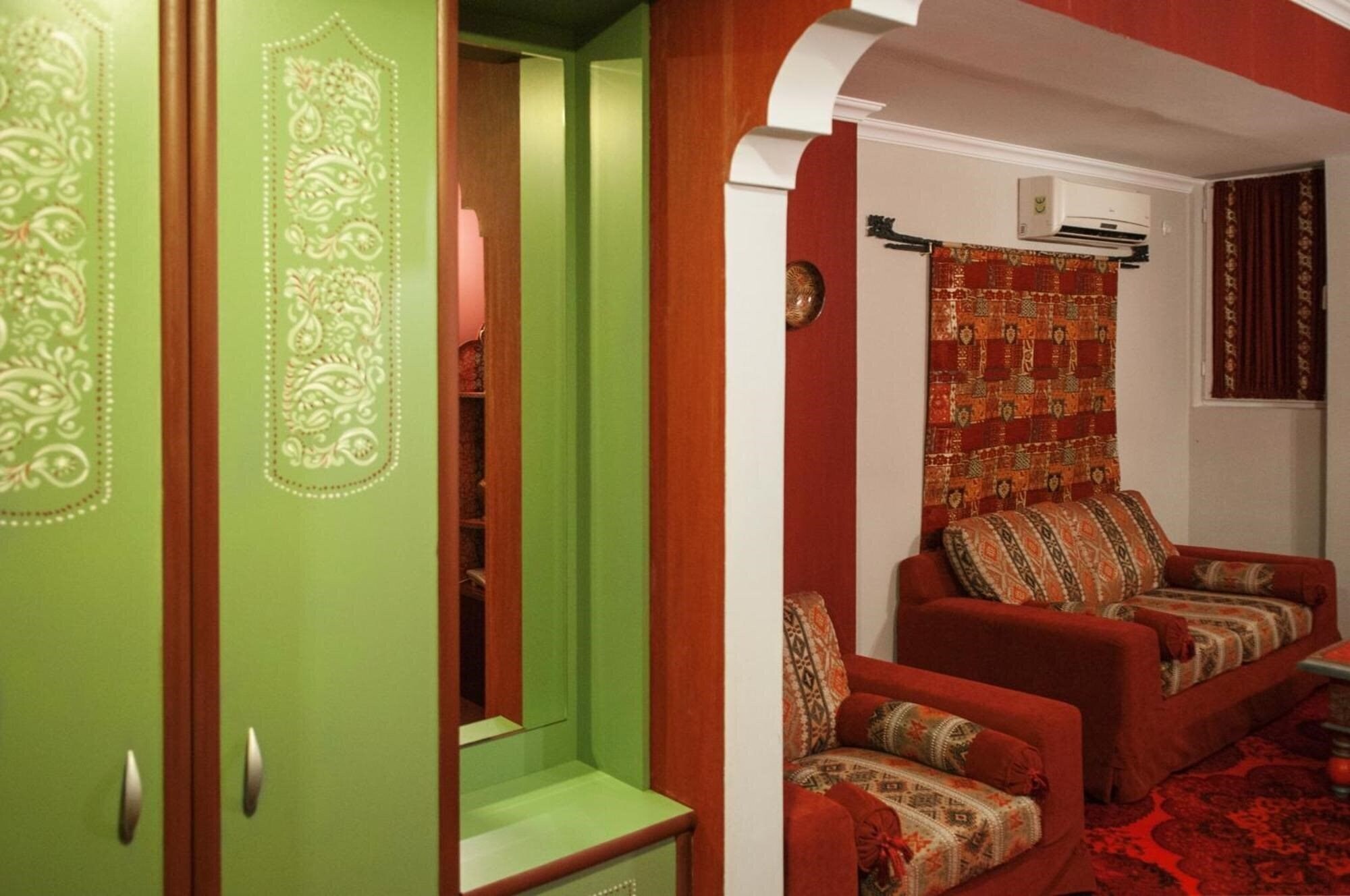 Панорама Prestige Palace Tbilisi 3*