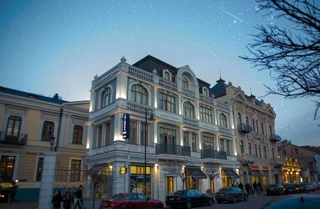 Панорама Tribeca Hotel 4*