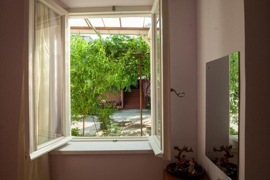 Апартаменти Green Corner Hotel 3*