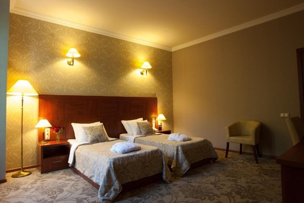 Апартаменты Astoria IV 4*