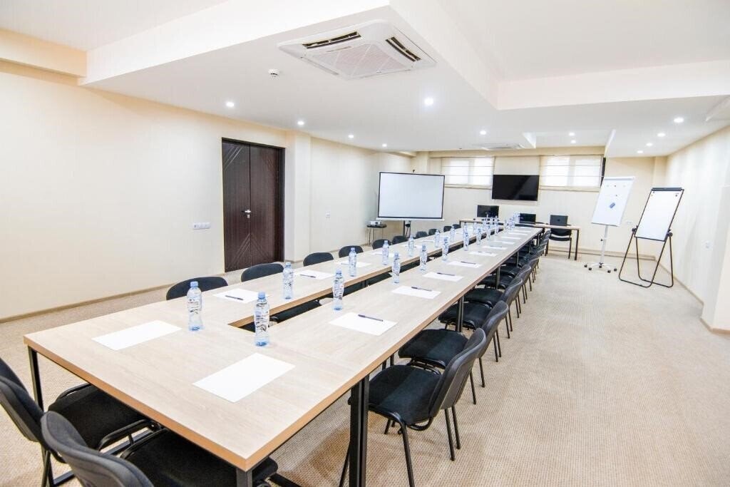 Фотография Lisi Hills Hotel 3*