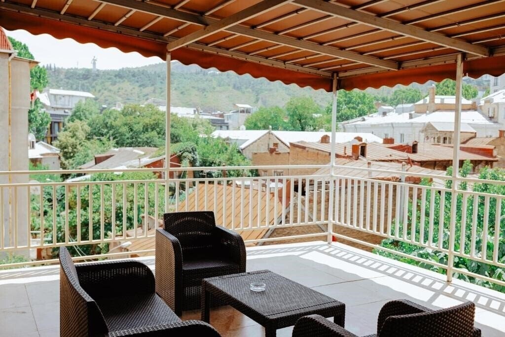 Панорама Imperial House Tbilisi 3*