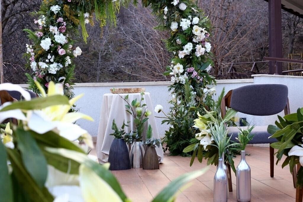 Апартаменти Adamo Hotel 4*