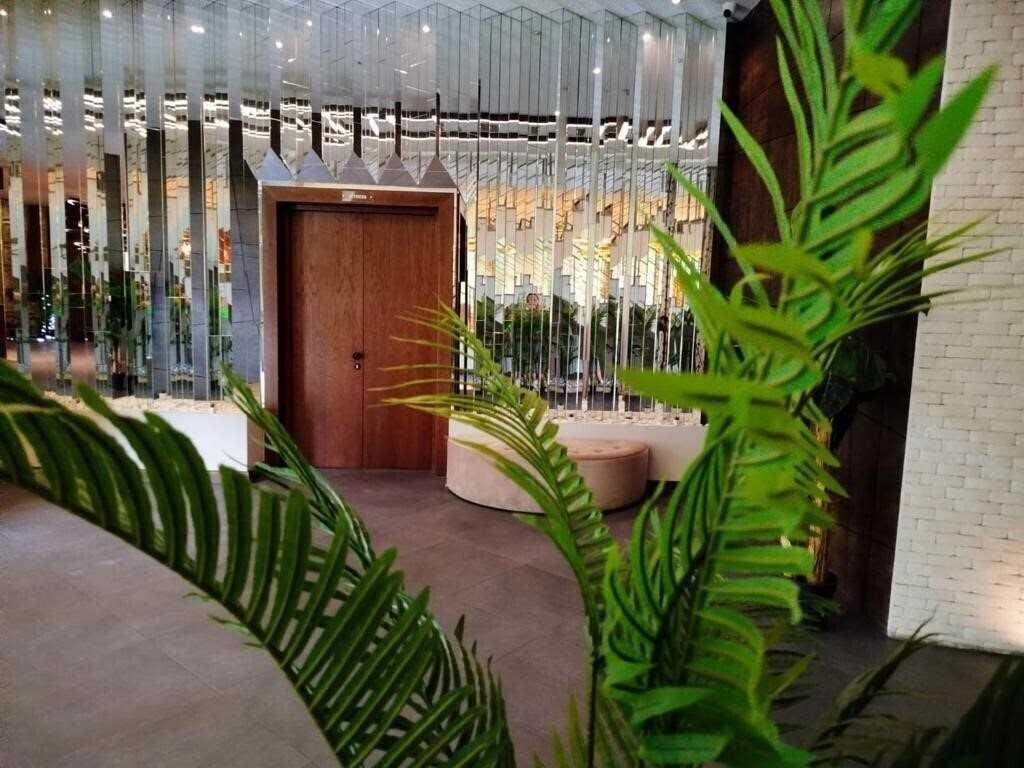 Територія Green Tower Hotel 4*