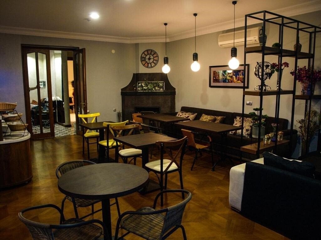 Панорама Livin 3*