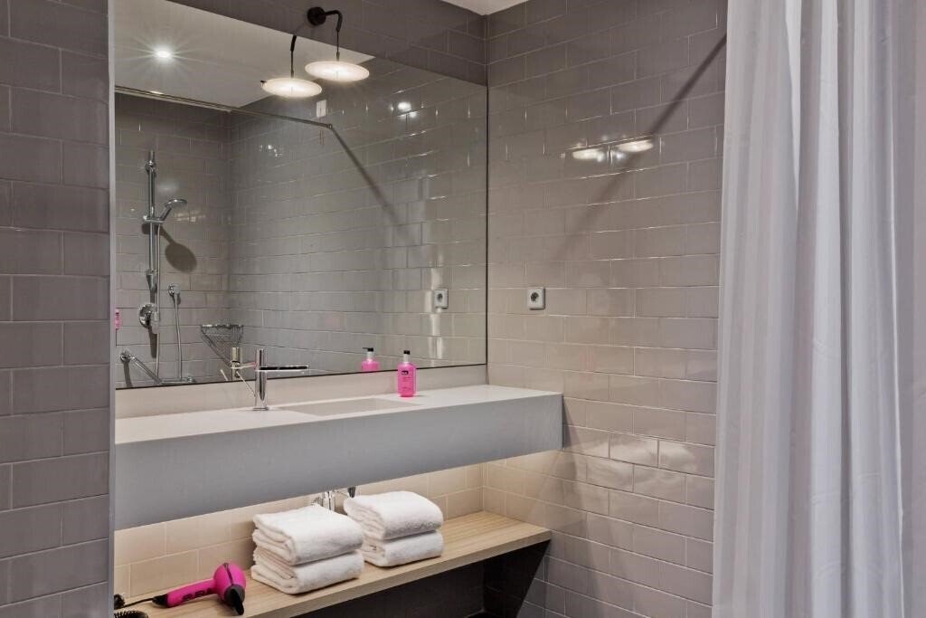 Фотография Moxy 3*