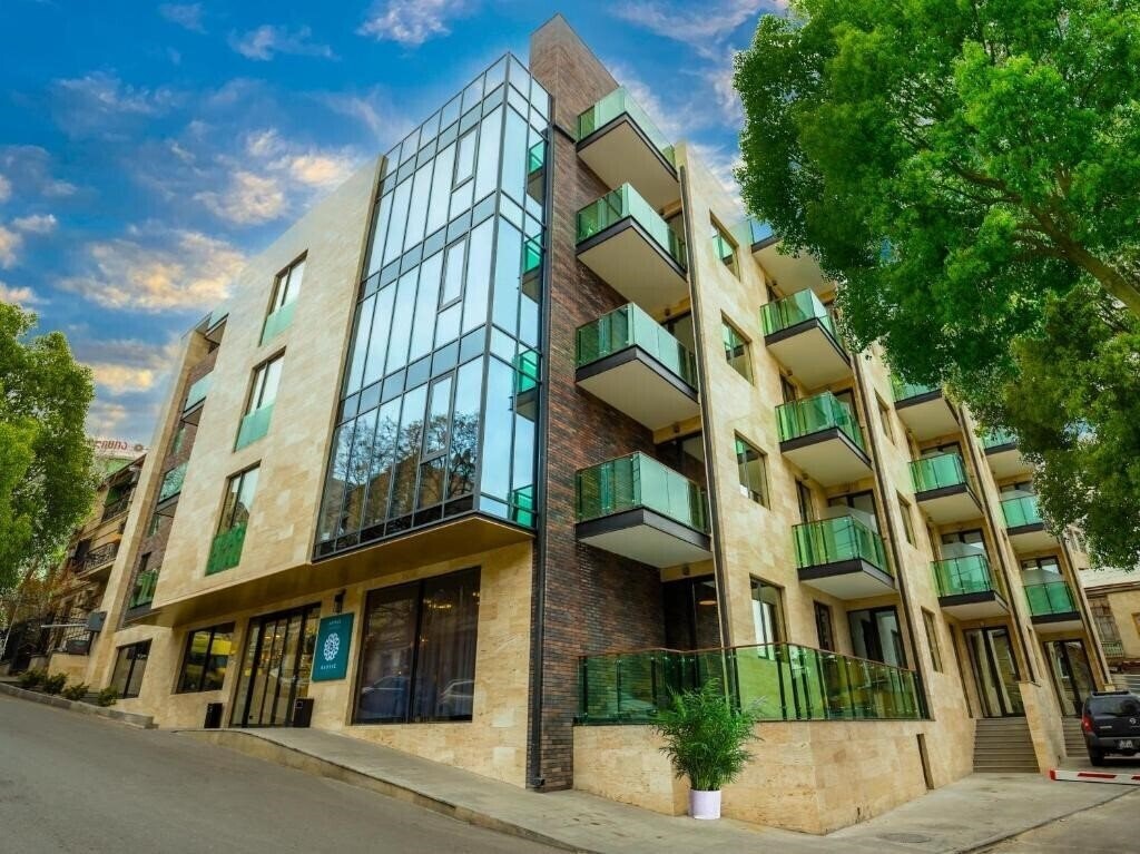 Вид Brosse Garden 4*