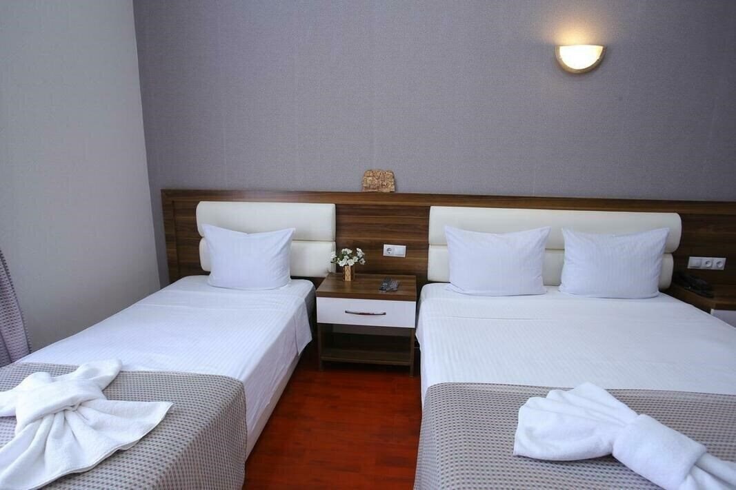 Апартаменты Hotel Aristocrat 4*