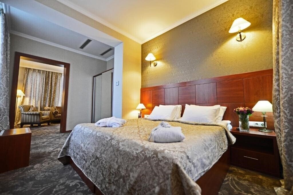 Вид Astoria Tbilisi 4*
