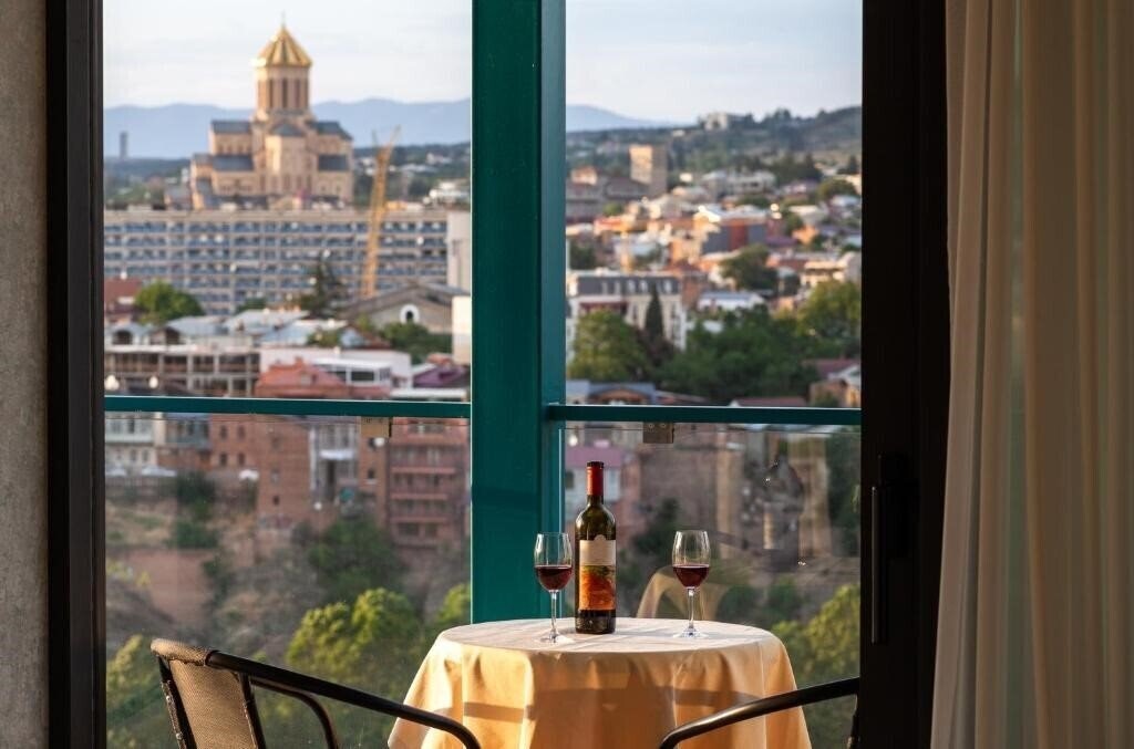 Фотографія Brooch Hotel 4*