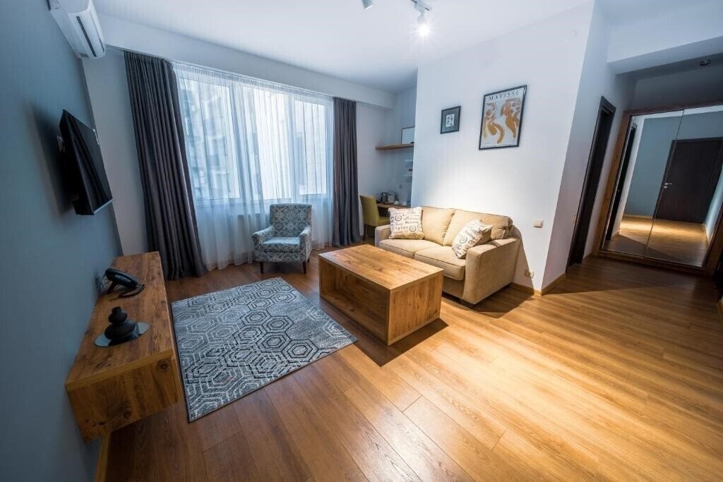 Панорама Reed 4*