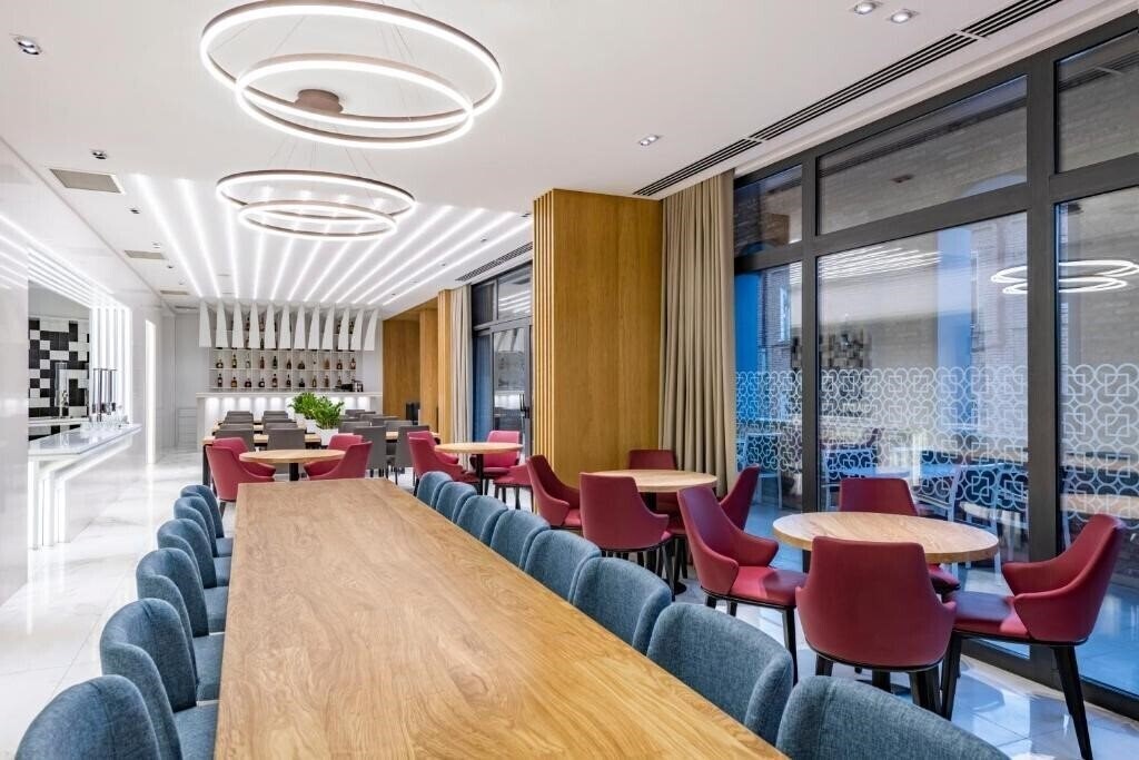 Територія Clocks 4*