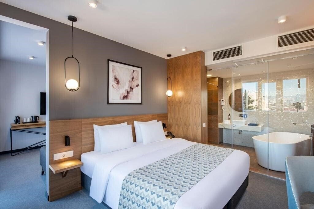 Панорама Clocks 4*